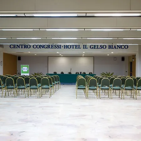 מלון Il Gelso Bianco 3*